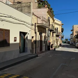 Casa vacanze Gra' Deluxe, Terrasini